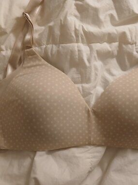 T-shirt Bra NEW